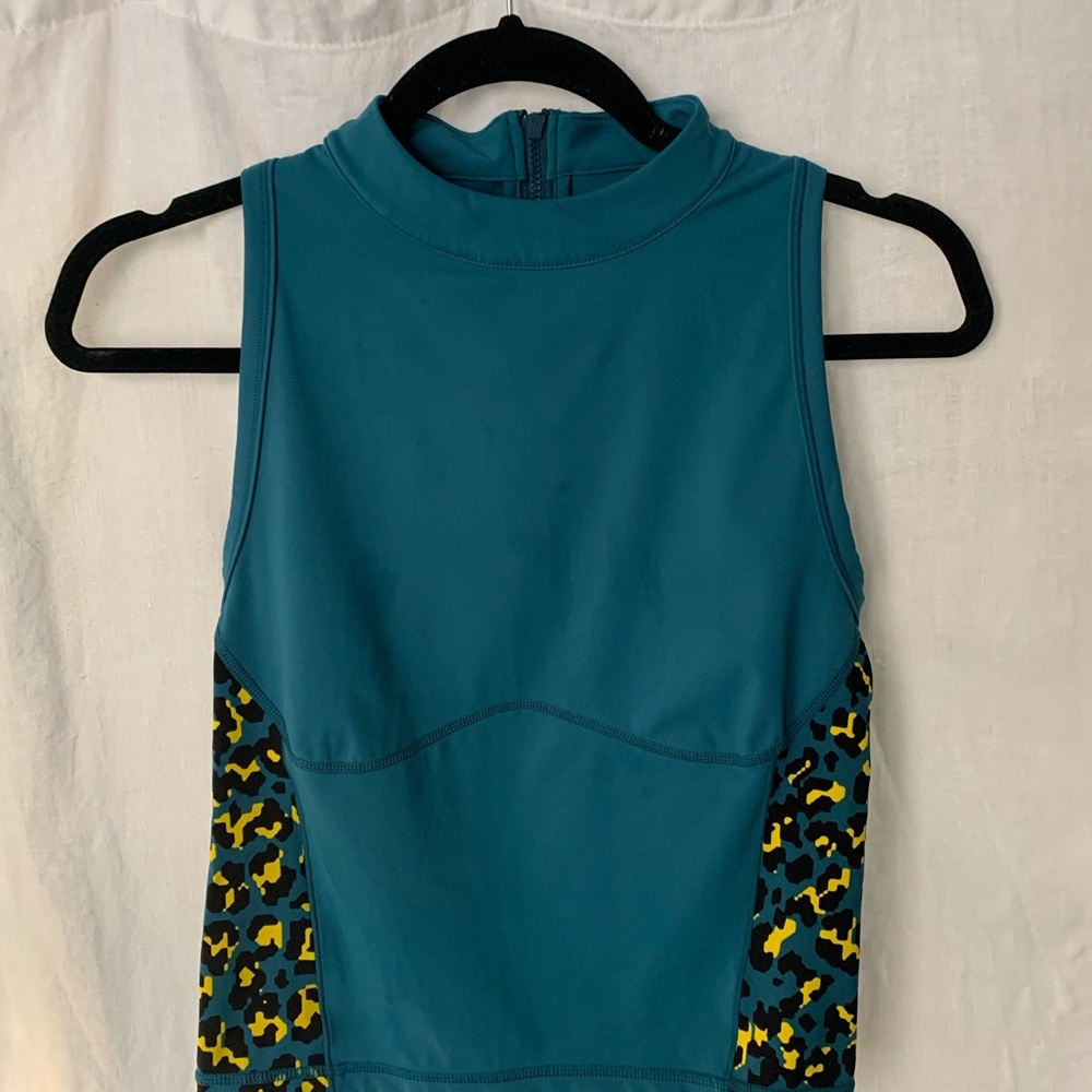 Sweaty Betty Power Zip Back Workout Crop Tank in Blue Pixel Leopard Print
